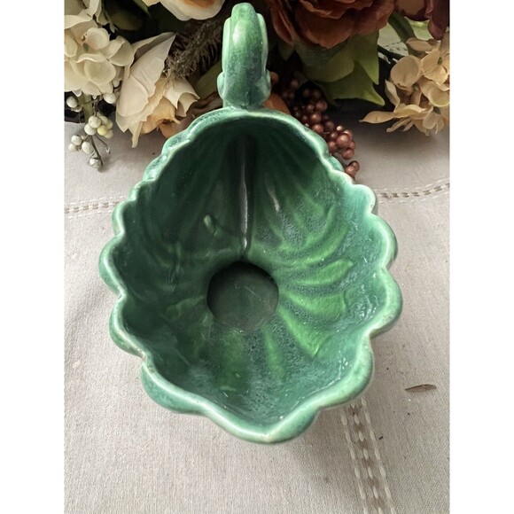 Vintage Haeger Green Ceramic Planter – 7" Wide – Classic Mid-Century Design - Picture 4 of 9